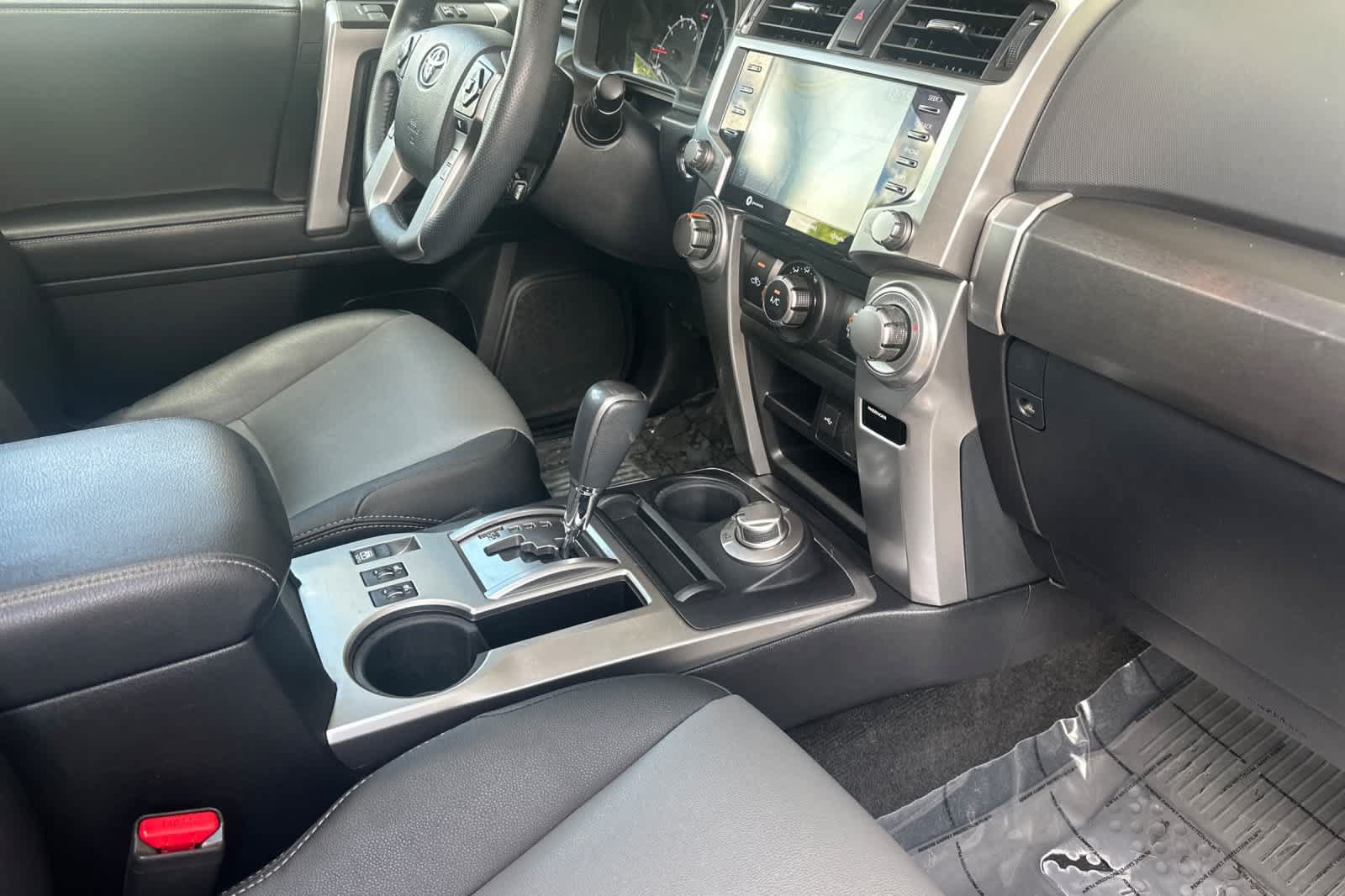 Used 2021 Toyota 4Runner SR5 Premium w/ Moonroof Package AWD/4WD image 16