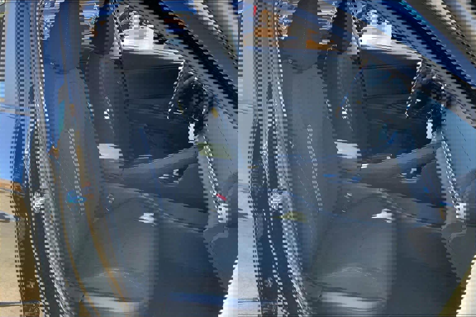 Certified 2024 Hyundai Elantra SE image 8