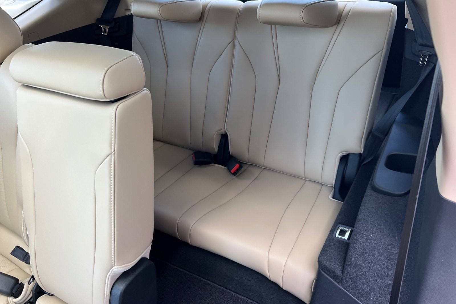 Used 2026 Acura MDX w/ Technology Package image 16