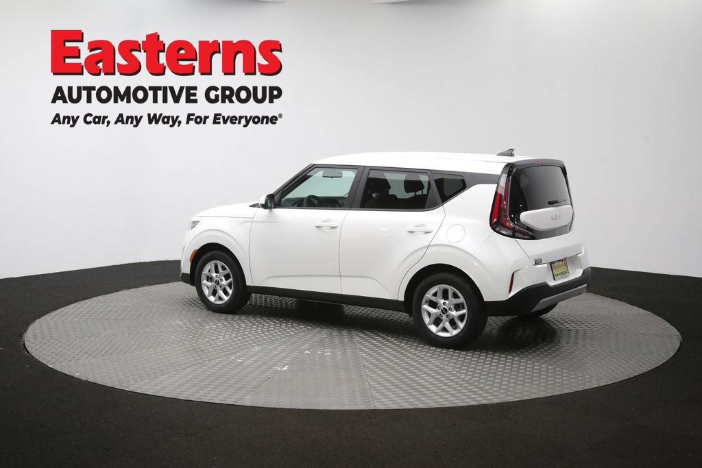 Used 2025 Kia Soul LX FWD image 61