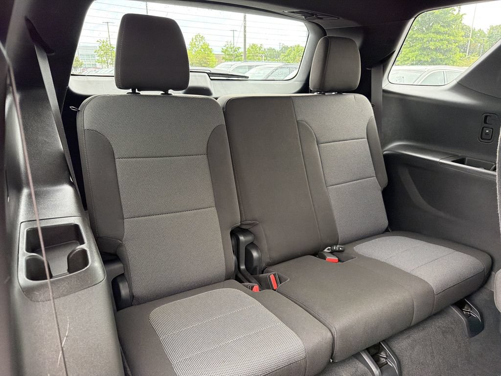 Used 2023 Chevrolet Traverse LT AWD/4WD image 17