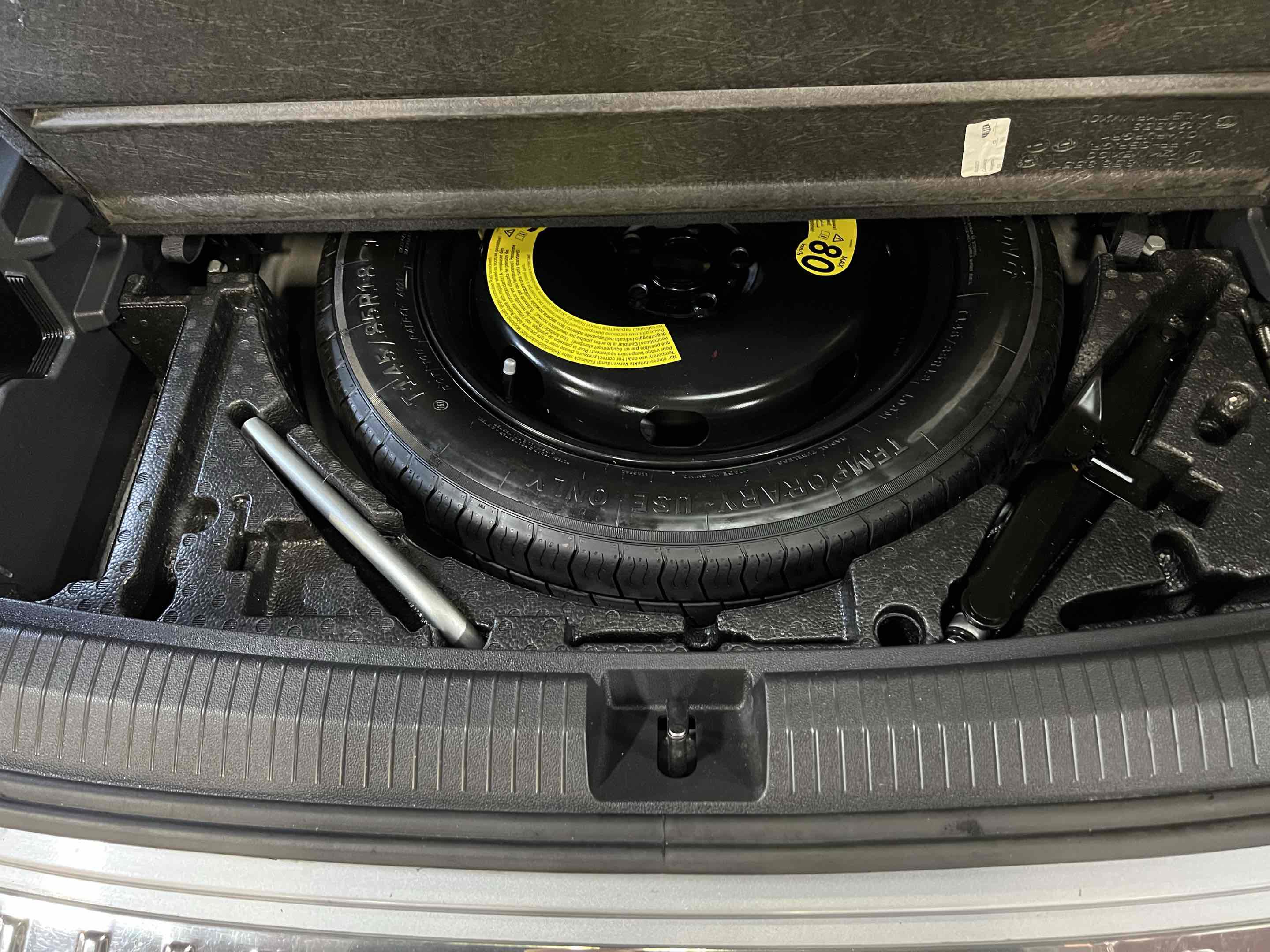 Used 2022 Volkswagen Tiguan SE image 79