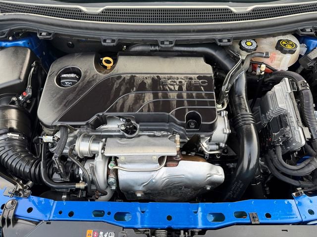 Used 2019 Chevrolet Cruze LT w/ Convenience Package image 39