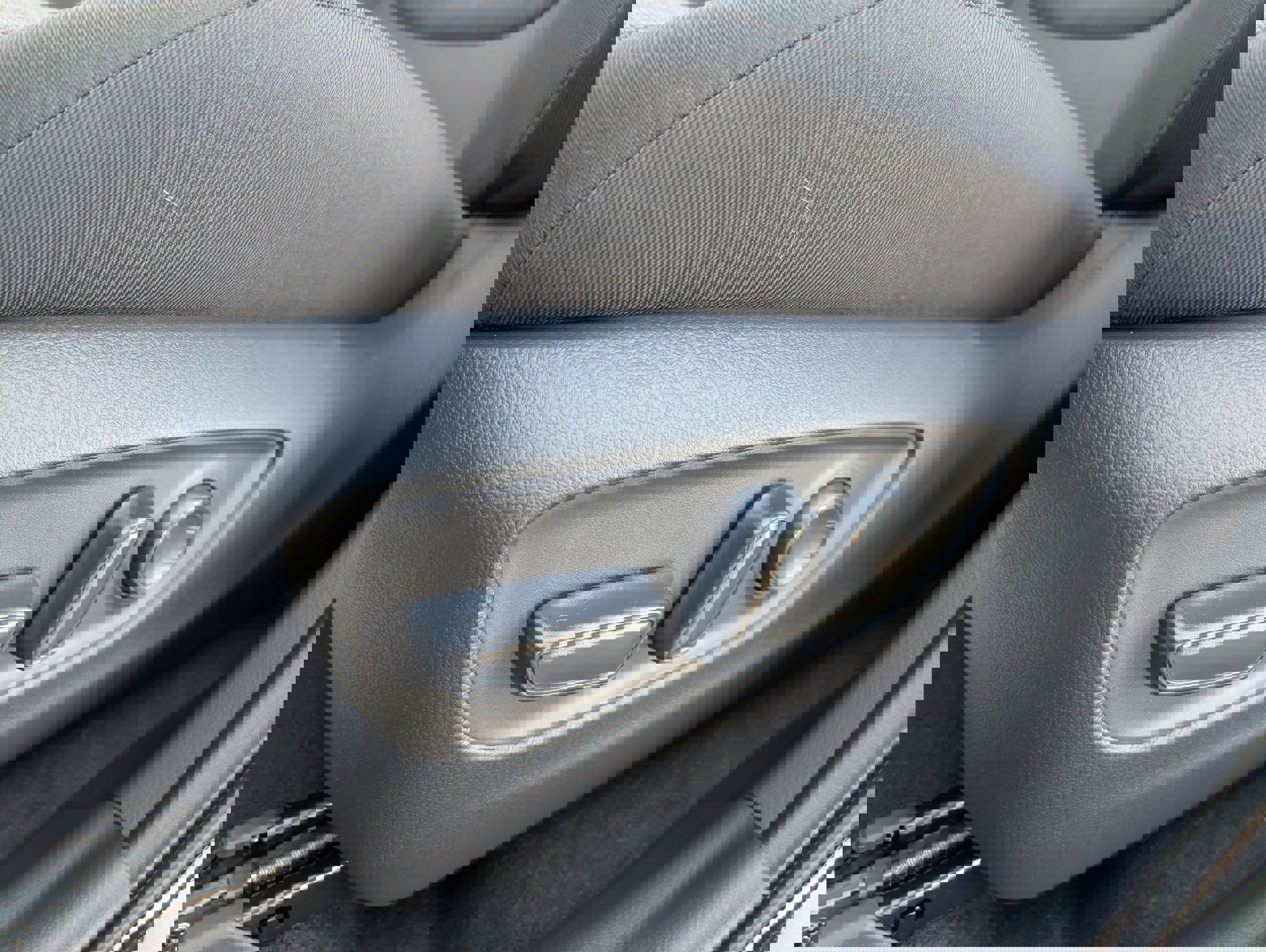 New 2025 Toyota RAV4 XLE image 11