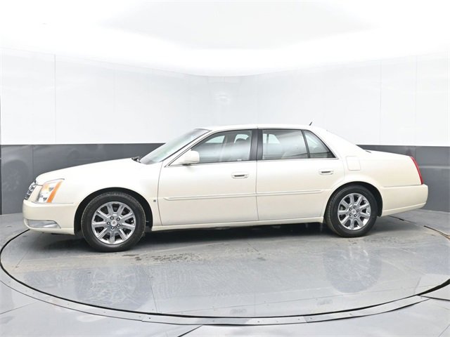 Used 2008 Cadillac DTS w/ Sun And Sound Package image 11