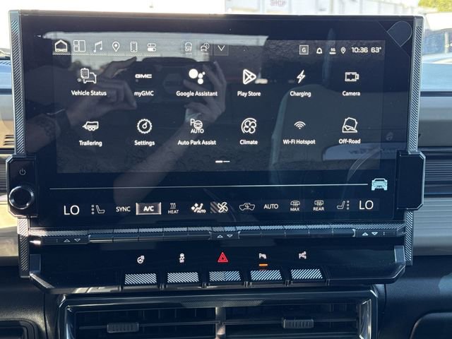 New 2026 GMC Hummer EV SUV w/ LPO, Dark Essentials Package image 16