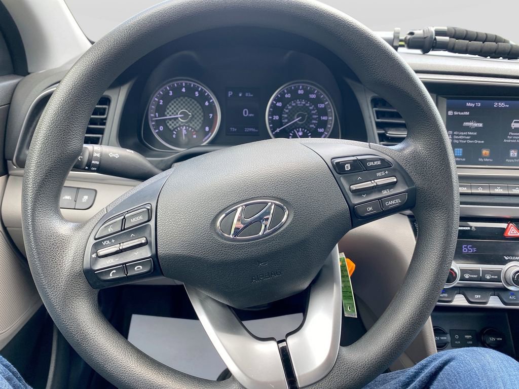 Used 2020 Hyundai Elantra SEL FWD image 18