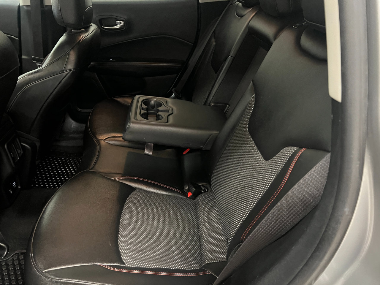 Used 2021 Jeep Compass Trailhawk w/ Convenience Group image 33