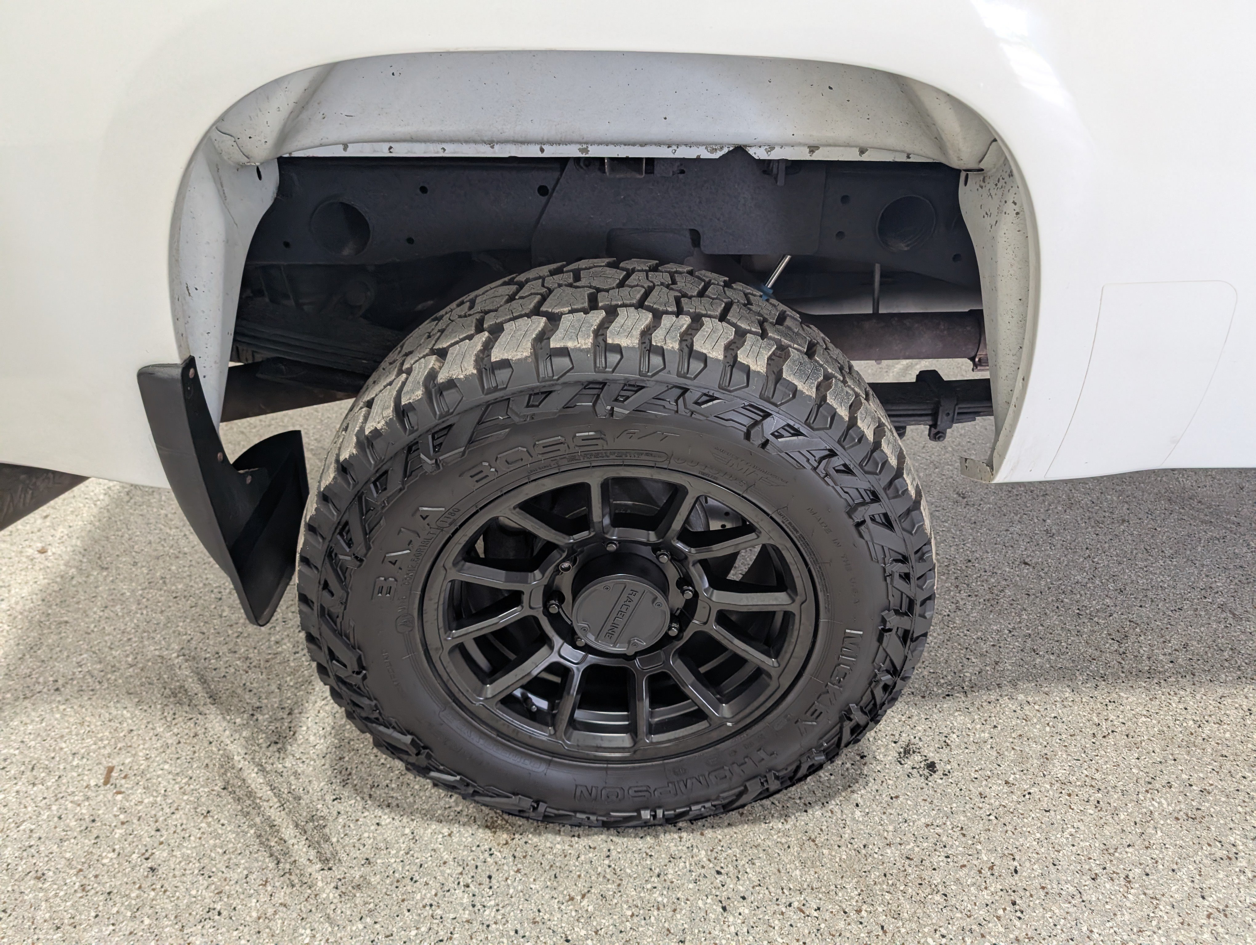 Used 2014 GMC Sierra 2500 SLE w/ SLE Preferred Package AWD/4WD image 14