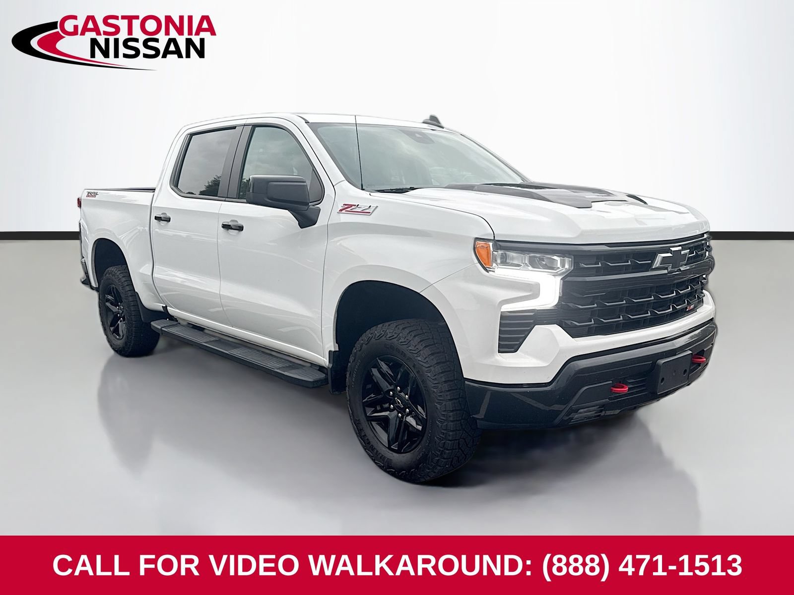 Used 2025 Chevrolet Silverado 1500 LT Trail Boss w/ Protection Package AWD/4WD image 1