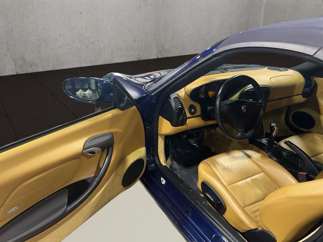 Used 2001 Porsche Boxster RWD image 26
