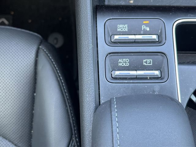 Used 2025 Hyundai Sonata Limited image 17