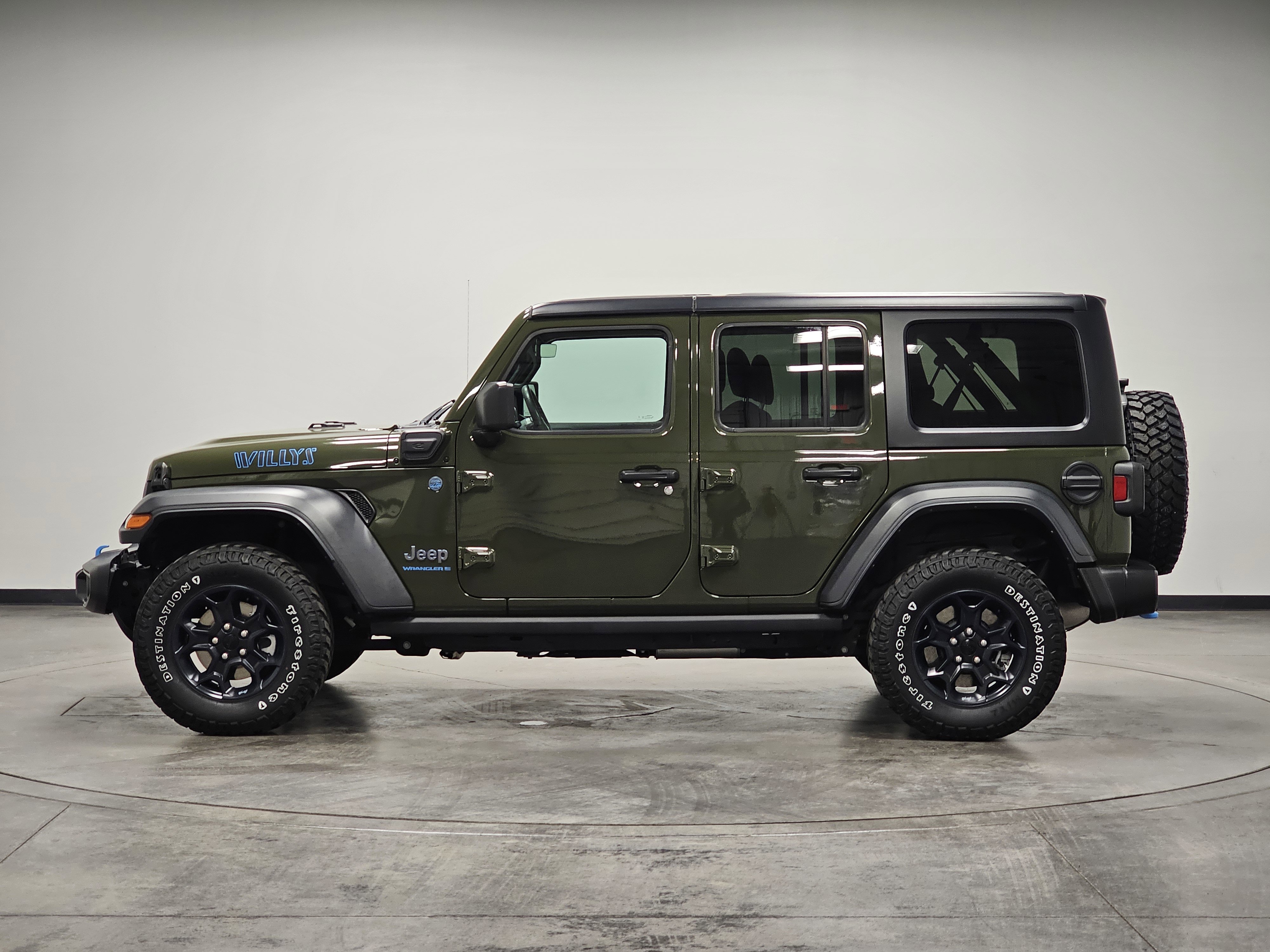 Used 2023 Jeep Wrangler Unlimited w/ 8.4" Radio Group AWD/4WD image 5