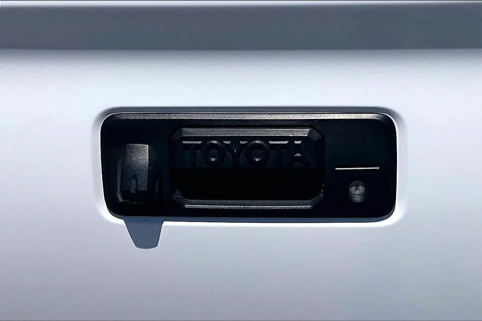 Certified 2019 Toyota Tacoma TRD Off-Road AWD/4WD image 30