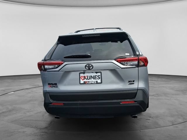 Used 2025 Toyota RAV4 XLE Premium w/ Weather Package AWD/4WD image 6