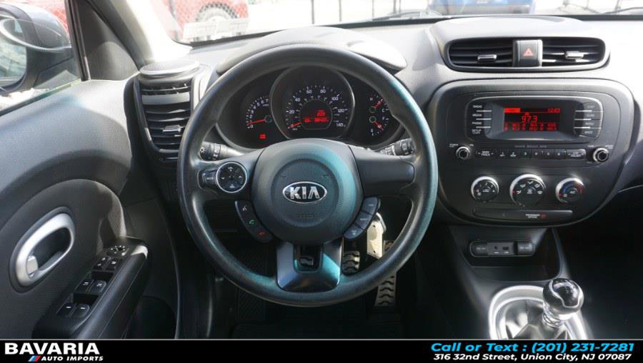 Used 2014 Kia Soul 5dr Wgn Auto Base image 10