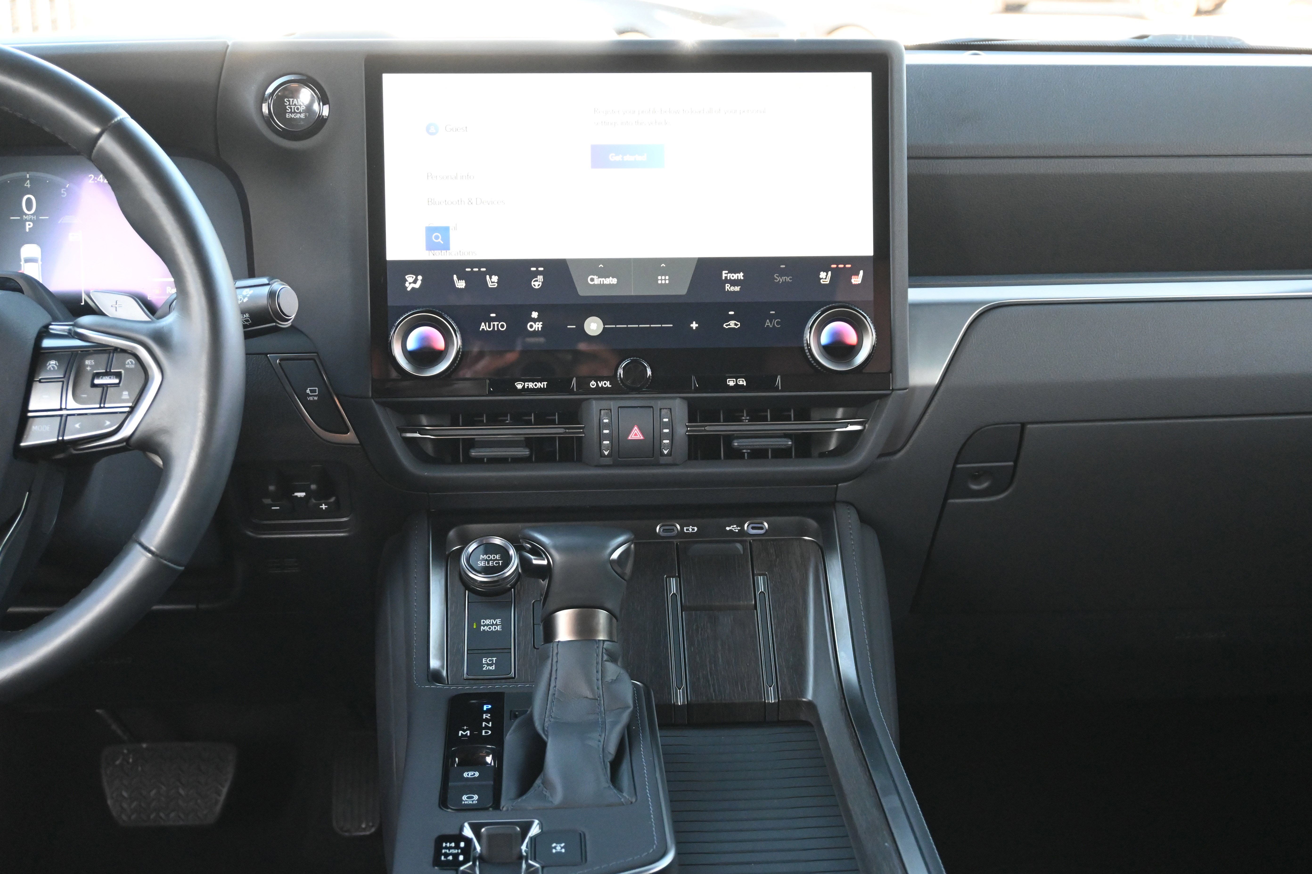 Used 2025 Lexus GX 550 GX 550 Premium+ w/ Cold Area Package image 33