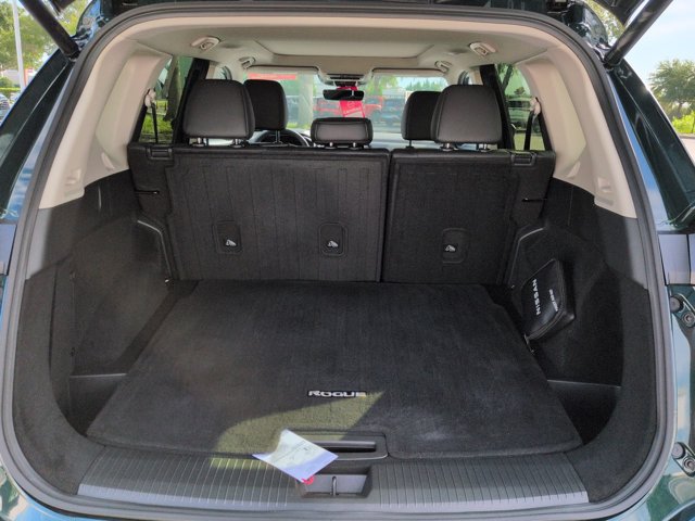 Certified 2026 Nissan Rogue Dark Armor AWD/4WD image 13