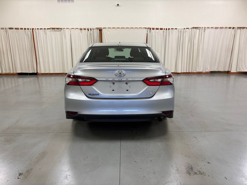 Used 2024 Toyota Camry LE FWD image 7