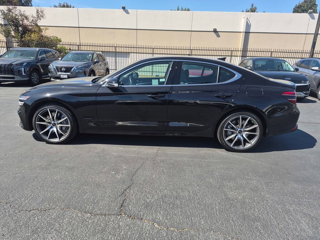 Used 2026 Genesis G70 2.5T RWD image 4
