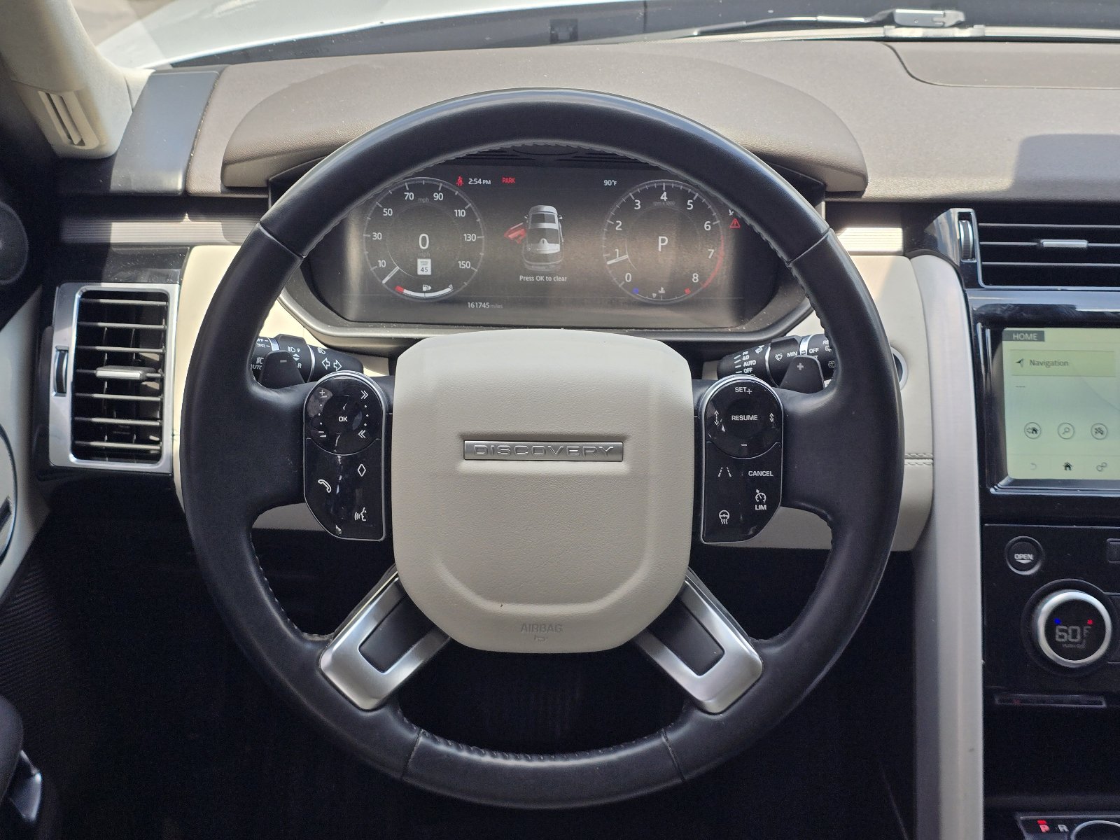 Used 2020 Land Rover Discovery HSE AWD/4WD image 15