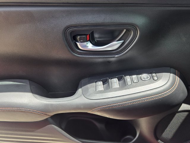 Used 2025 Honda HR-V Sport image 25
