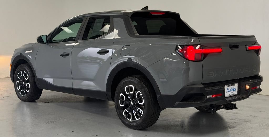 Certified 2022 Hyundai Santa Cruz SEL FWD image 4