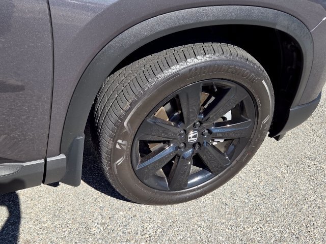 Used 2025 Honda Pilot Black Edition image 18