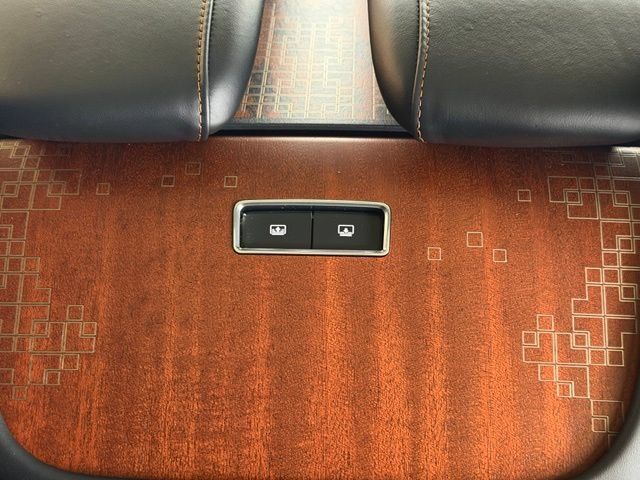 Used 2025 Lincoln Navigator Black Label AWD/4WD image 37
