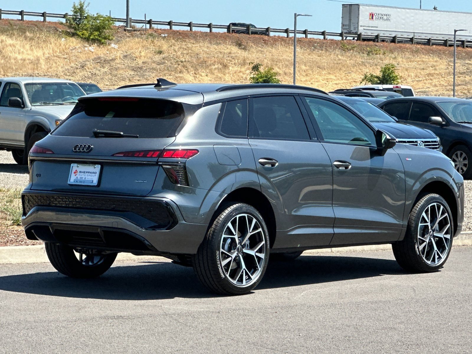 New 2026 Audi Q3 quattro 2.0T AWD/4WD image 3