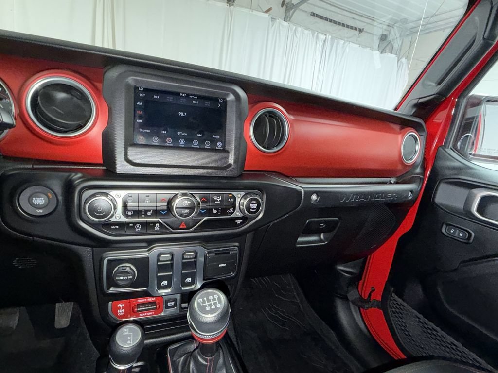 Used 2020 Jeep Wrangler Rubicon w/ Cold Weather Group AWD/4WD image 22