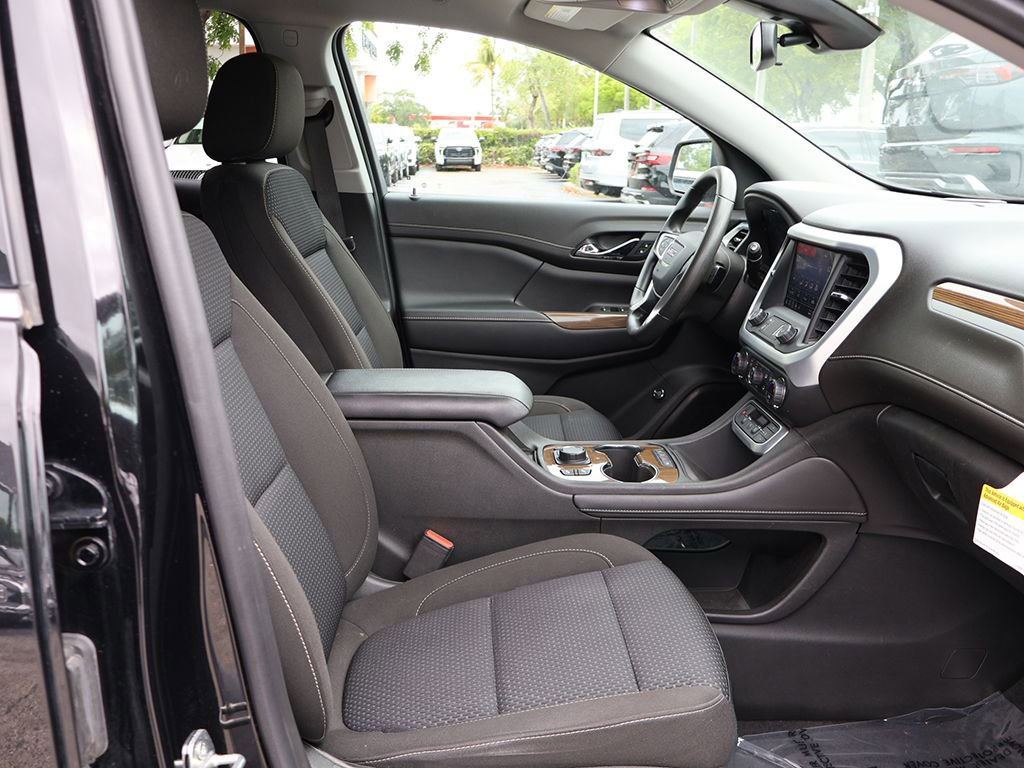 Used 2021 GMC Acadia SLE w/ Driver Convenience Package FWD image 27
