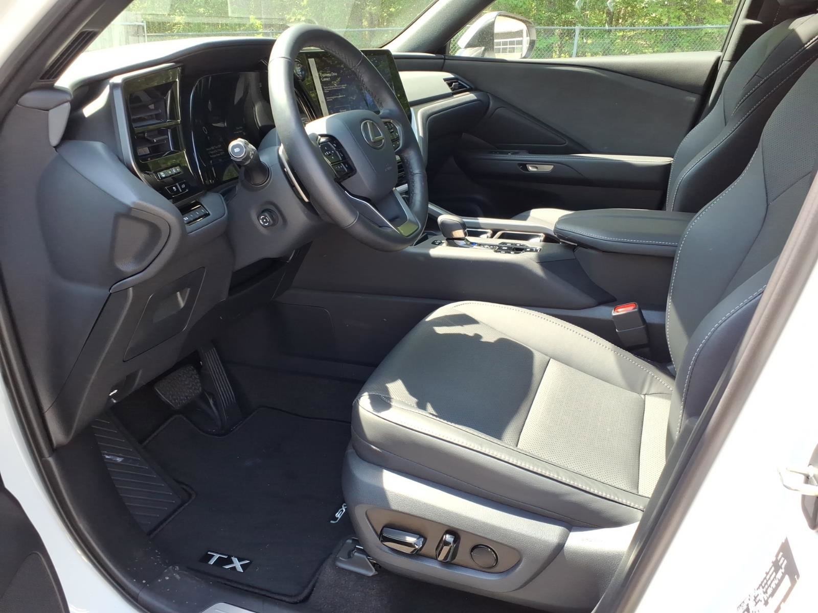 Certified 2026 Lexus TX 350 AWD w/ Technology Package image 15