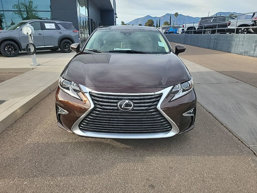 Used 2017 Lexus ES 350 w/ Navigation System Package FWD image 2