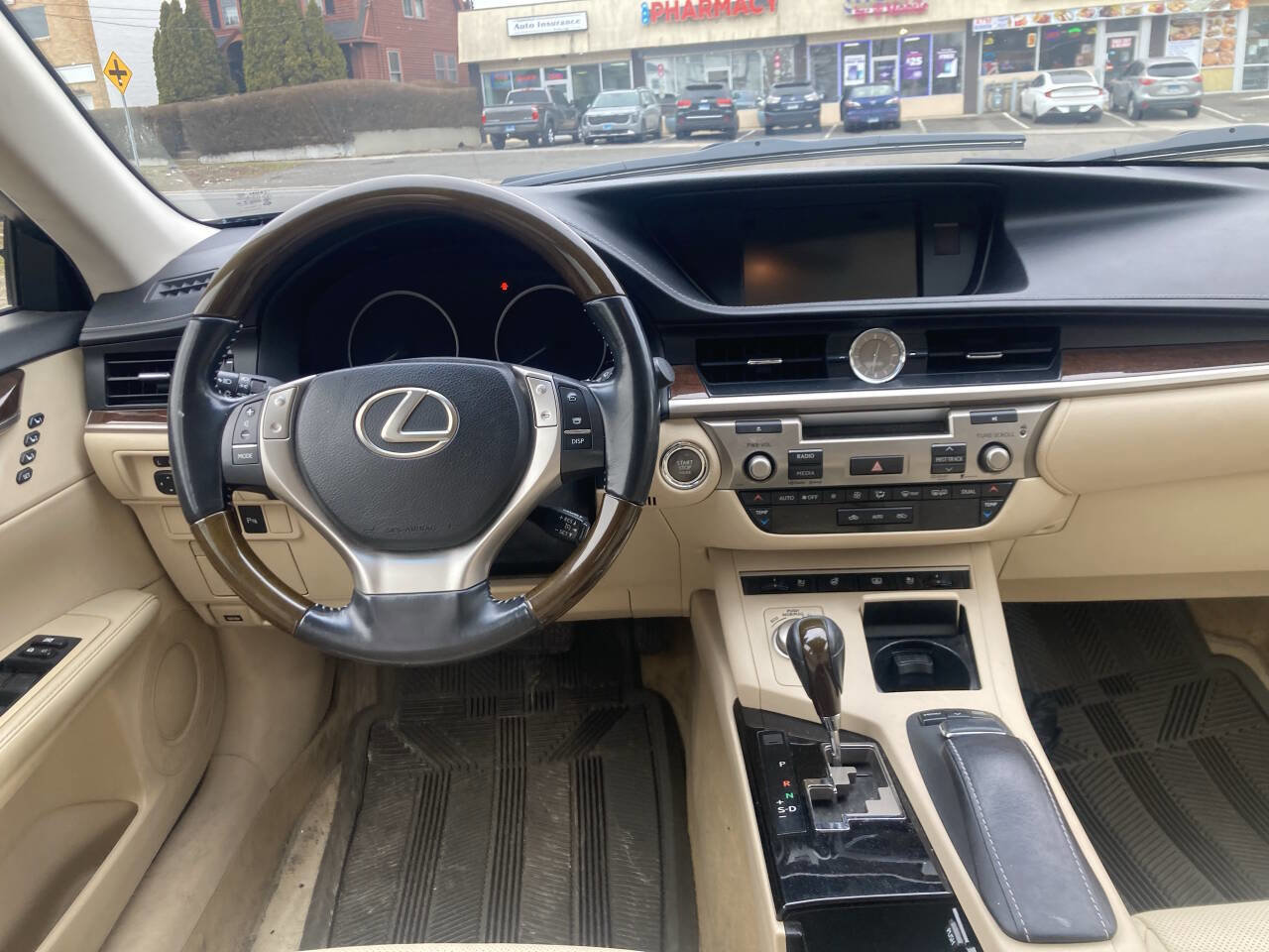 Used 2014 Lexus ES 350 Base 4dr Sedan w/ Luxury Package FWD image 14