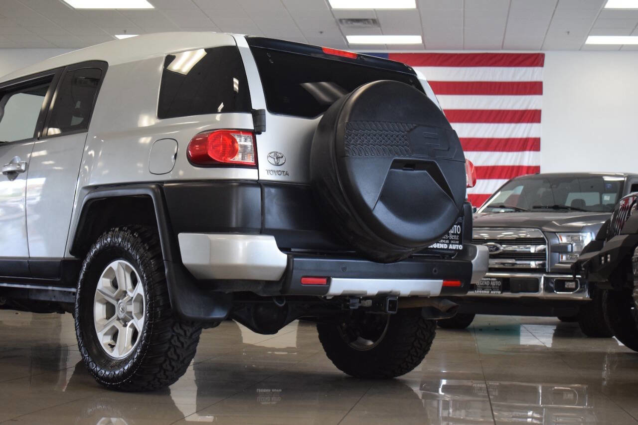 Used 2008 Toyota FJ Cruiser 4WD image 23