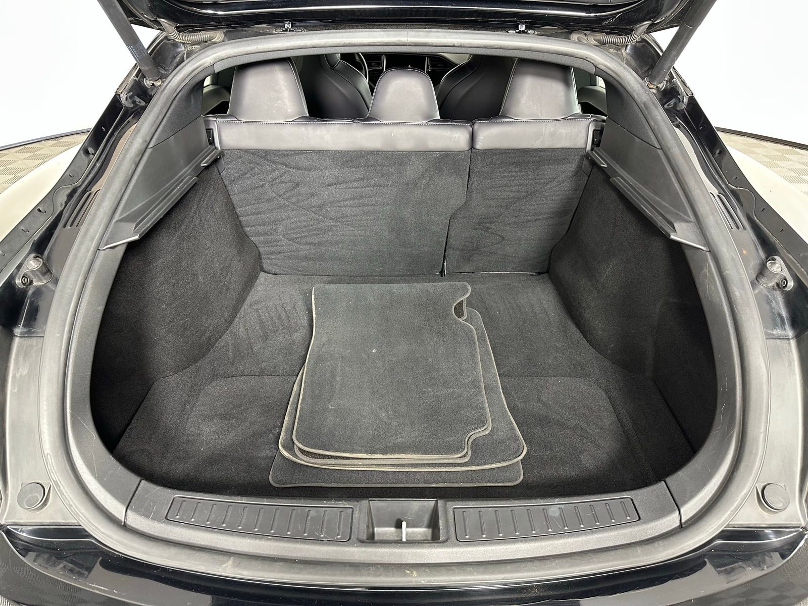 Used 2018 Tesla Model S 75D image 27