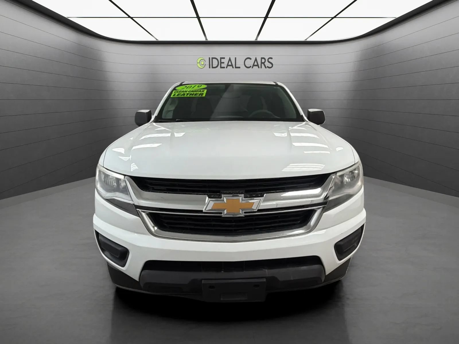 Used 2019 Chevrolet Colorado W/T w/ WT Convenience Package RWD image 2