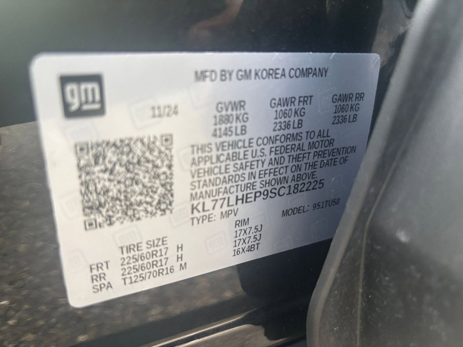 Used 2025 Chevrolet Trax LT FWD image 30