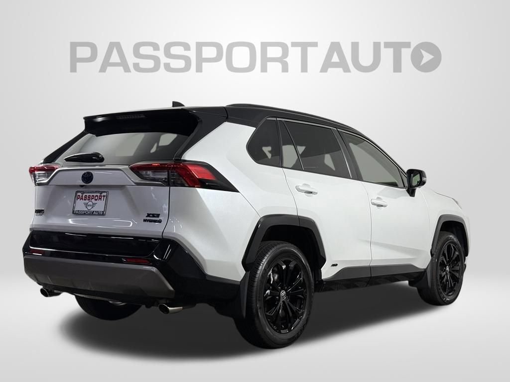 Used 2023 Toyota RAV4 XSE AWD/4WD image 7