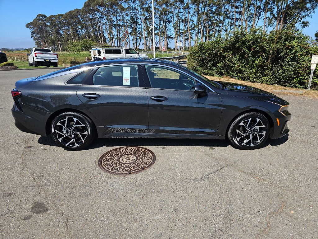 New 2026 Kia K5 EX image 8