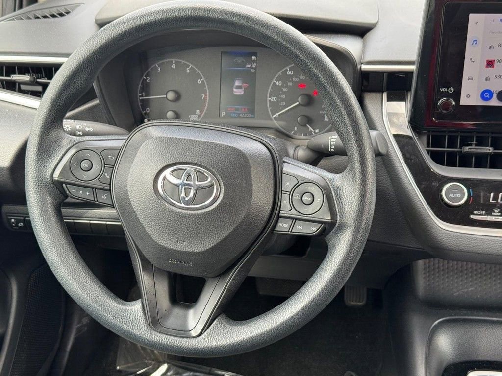 Used 2024 Toyota Corolla LE FWD image 15