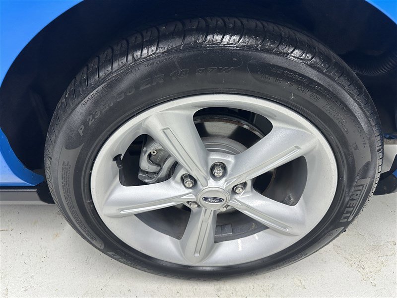 Used 2010 Ford Mustang GT image 16