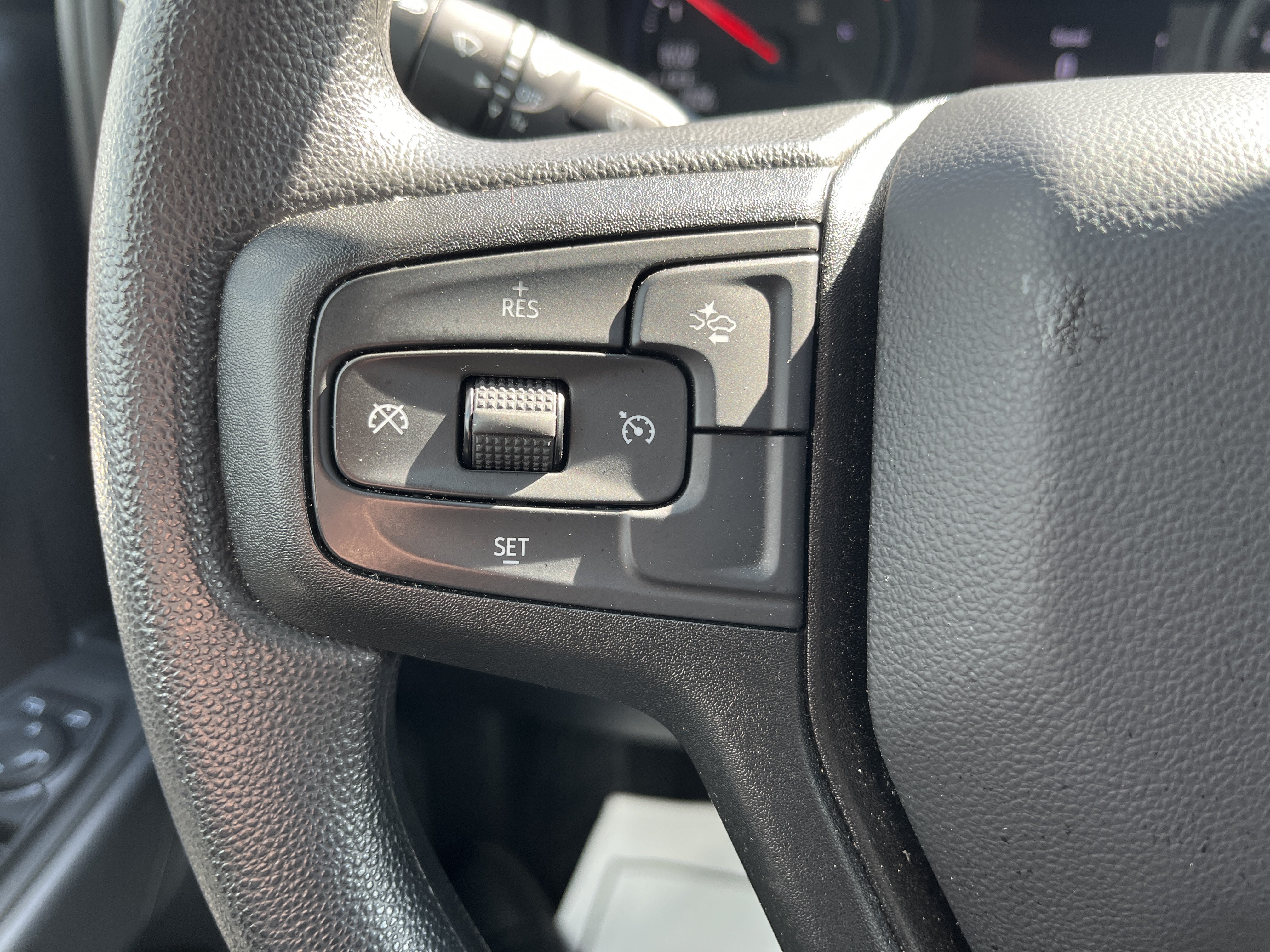 Used 2025 Chevrolet Silverado 1500 Custom w/ Rally Edition AWD/4WD image 19