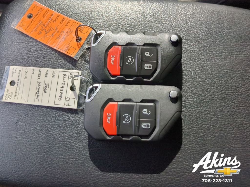 Used 2024 Jeep Wrangler Sport S image 27