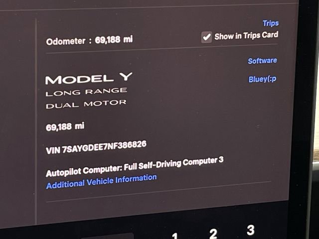 Used 2022 Tesla Model Y Long Range image 14