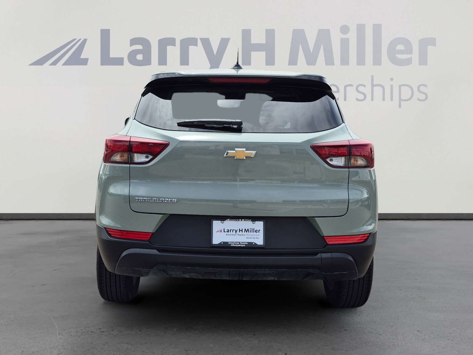 Used 2025 Chevrolet TrailBlazer LS w/ LS Convenience Package FWD image 4