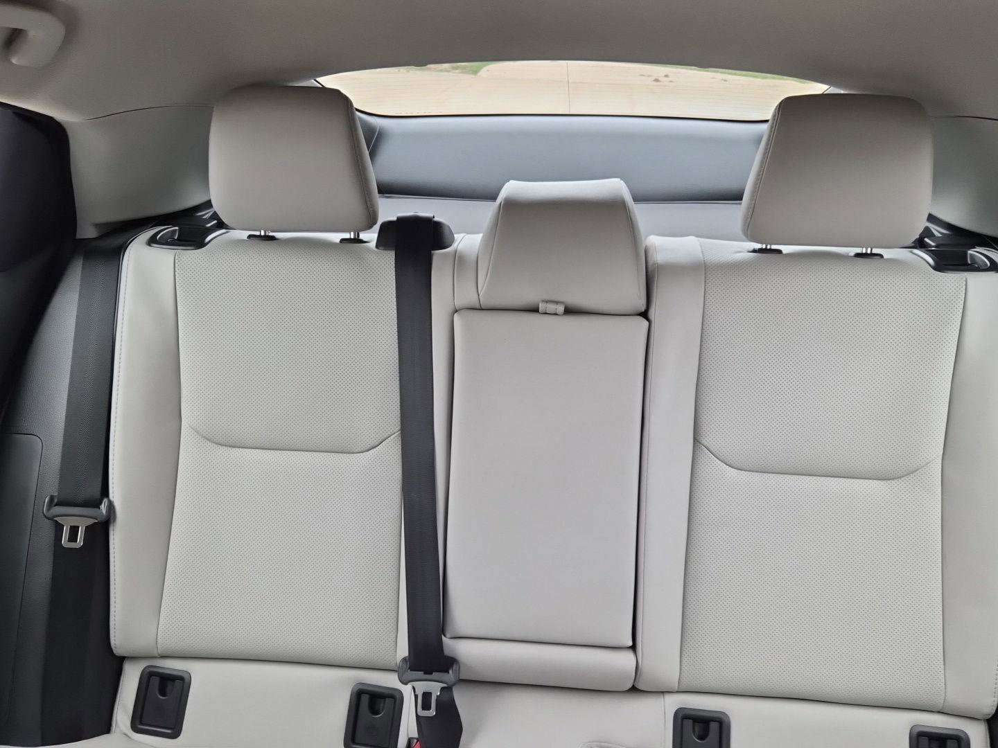 Used 2026 Toyota Prius XLE image 4