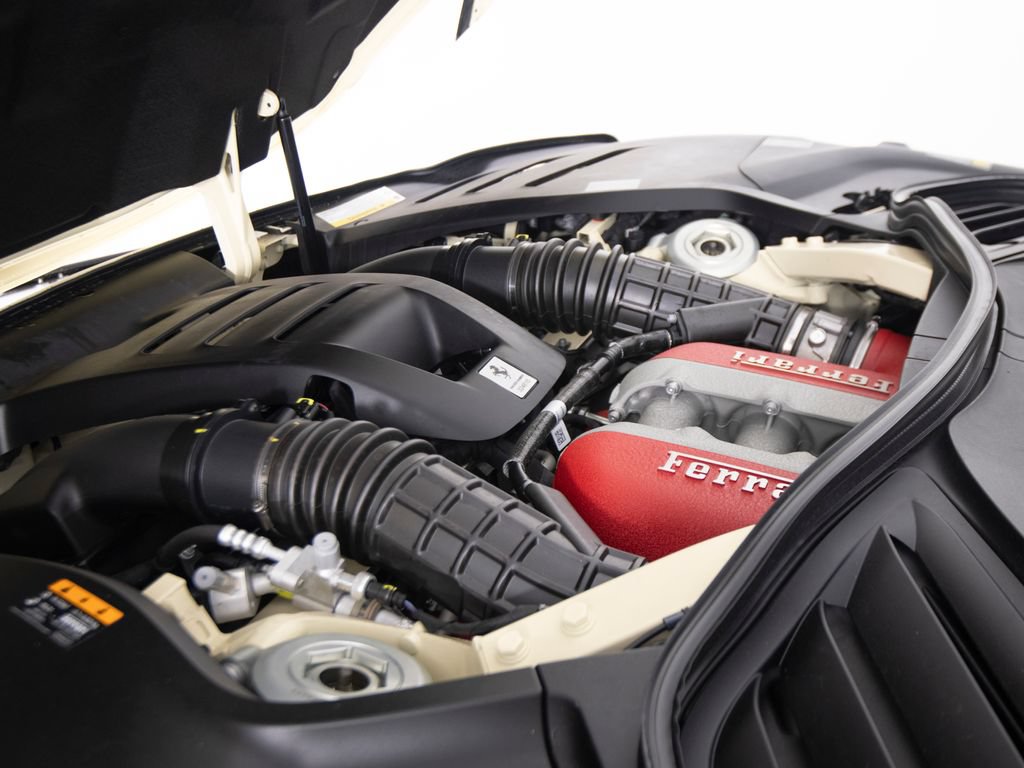 Used 2025 Ferrari Purosangue AWD/4WD image 51