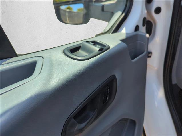 Used 2018 Ford Transit 250 148 Low Roof RWD image 11